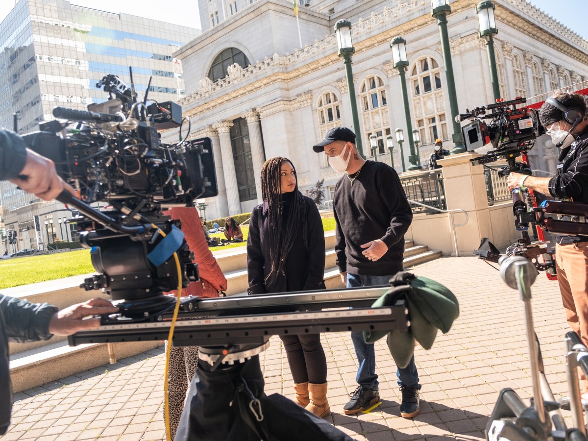 Oakland wants to pay filmmakers to make movies here