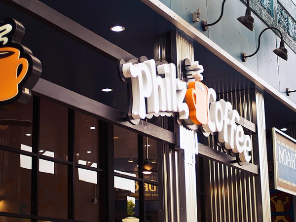 Philz opens on Lakeshore, new Pakistani, Chinese noodle, curry spots debut