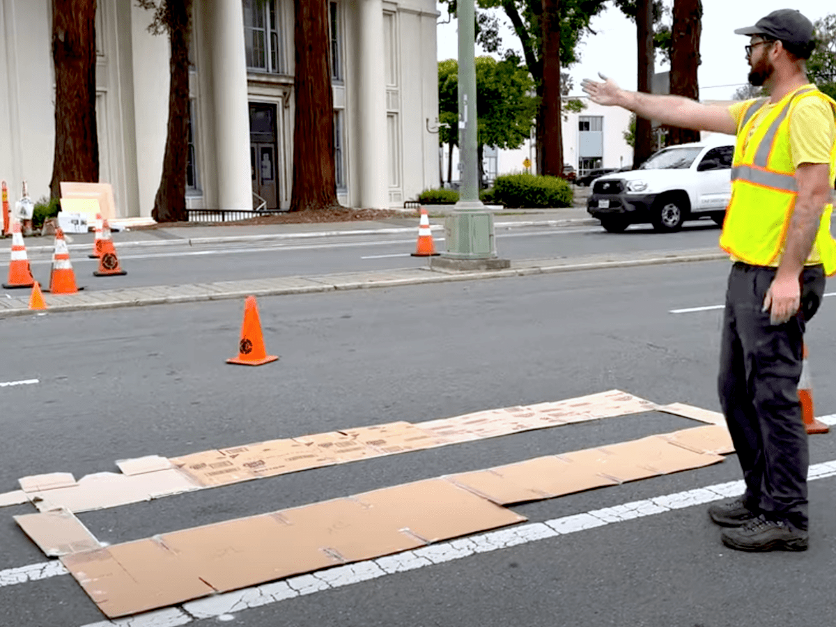 Oakland will test letting residents add signs and traffic barriers to dangerous roads
